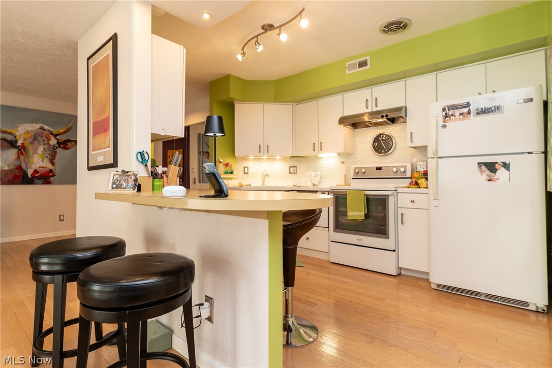 Acacia on the Green - Residential