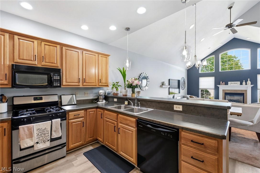 Shepherds Glen Condo - Residential