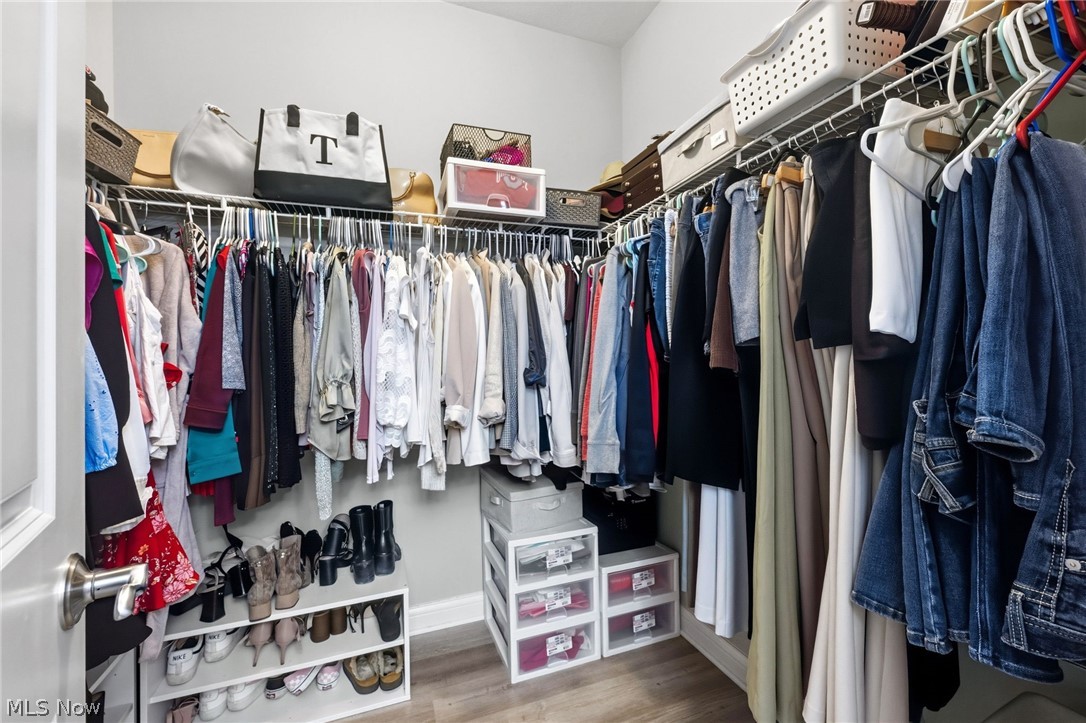 Shepherds Glen Condo - Residential