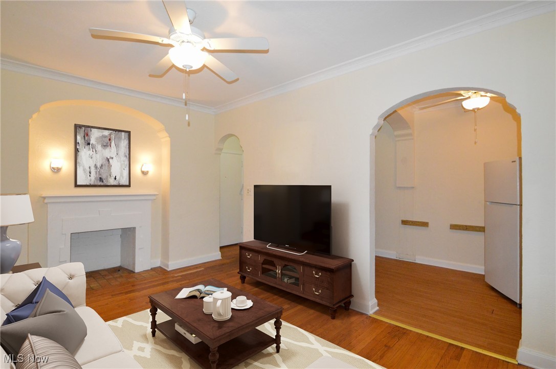 Crandell Apartments - Residential Lease