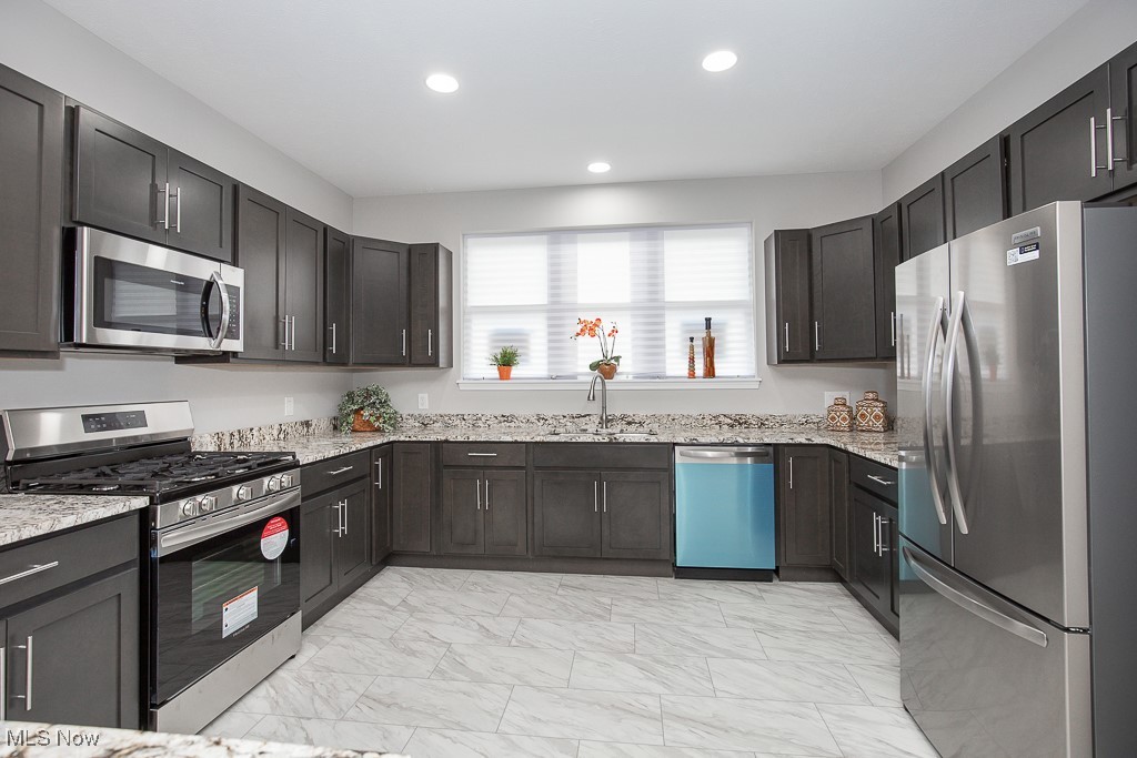 Southington Manor II - Residential
