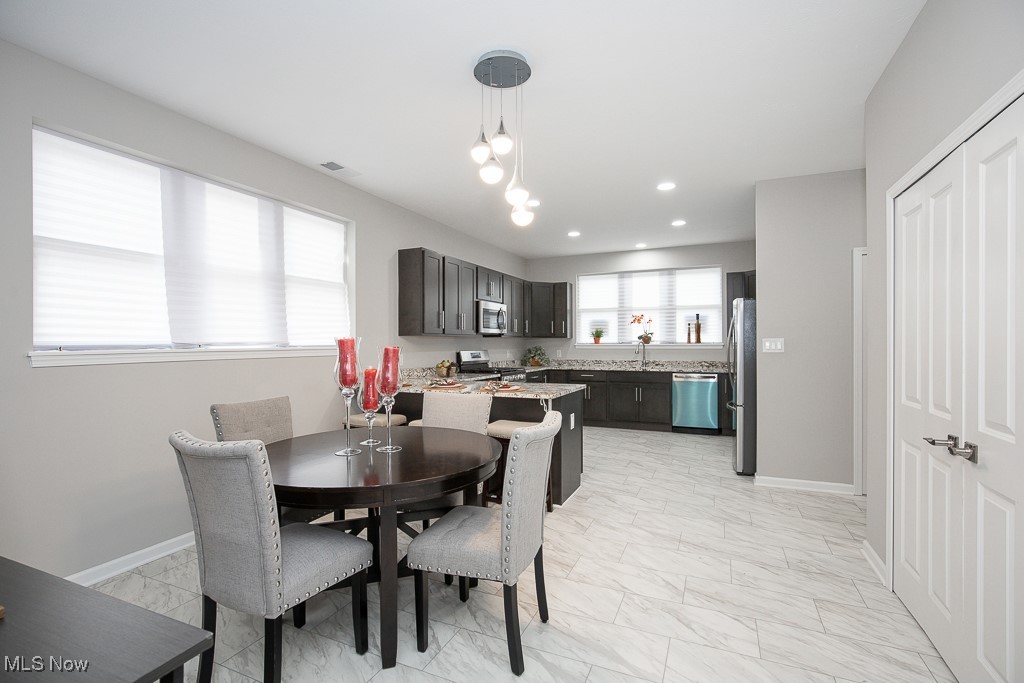 Southington Manor II - Residential