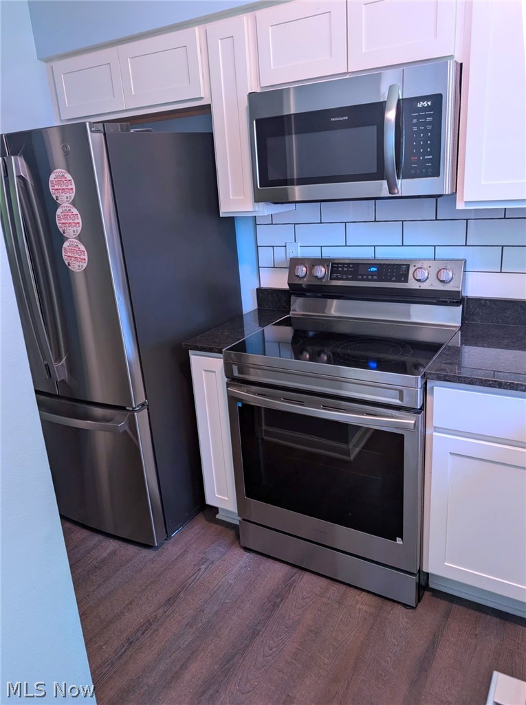 Regal Arms Condo - Residential