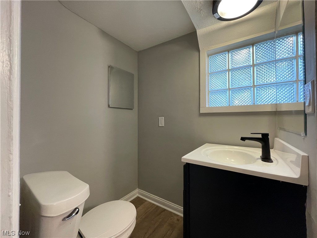 Hezekiah Dunham & Others - Residential Lease