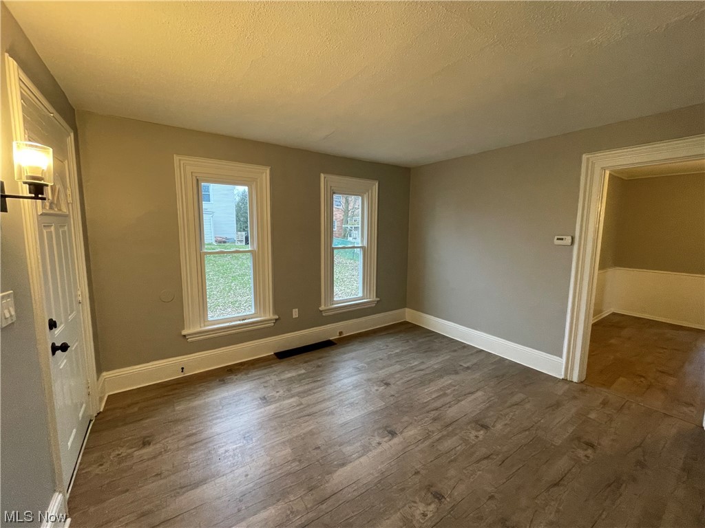Hezekiah Dunham & Others - Residential Lease