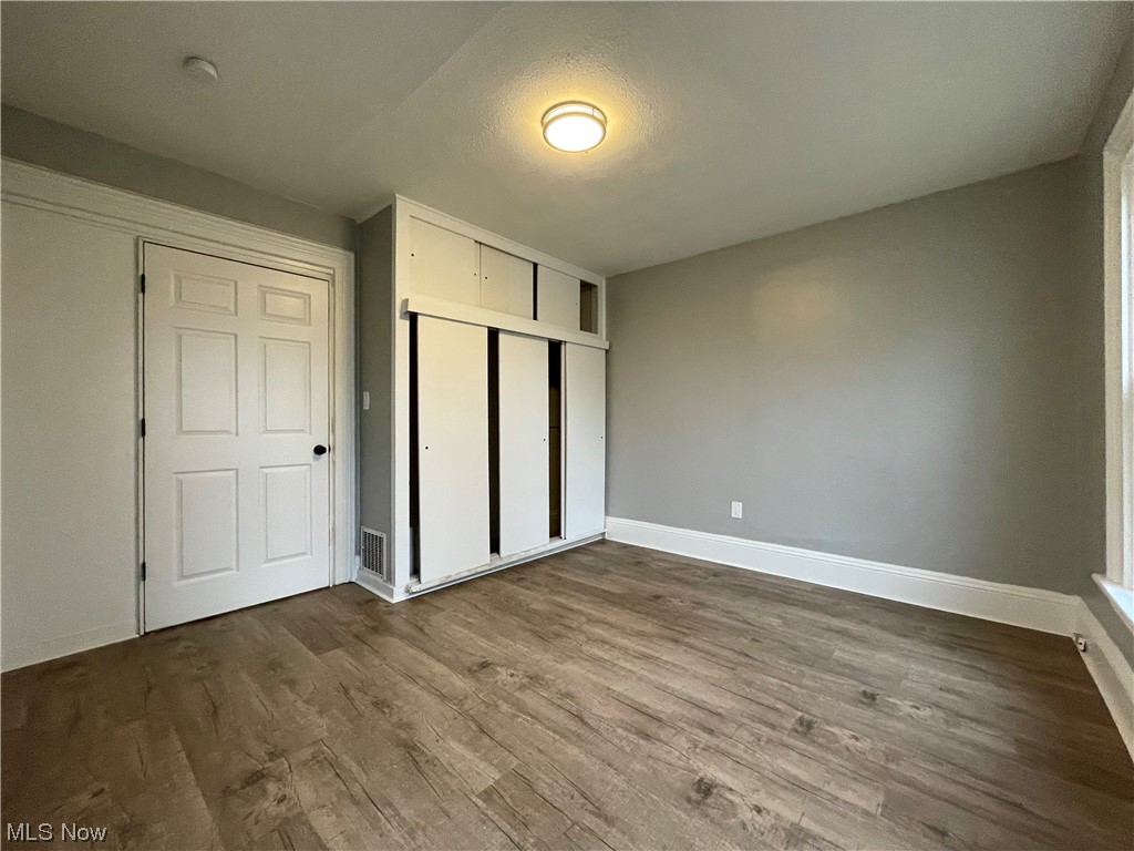 Hezekiah Dunham & Others - Residential Lease