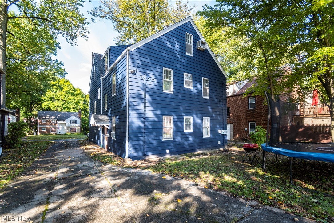 Newport Village - Residential Income