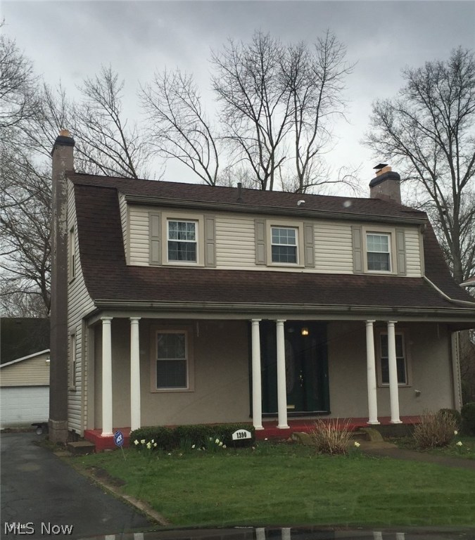 Exceptional deal, reduced for fast sale - perfect for investor or 1st time buyer!!  Charming West Akron colonial, features formal living and dining room, back family room, deck, 2 car det garage, upstairs bedrooms have hardwood flooring, huge master bedroom with fireplace, 1 full and 1 half bath, full basement.