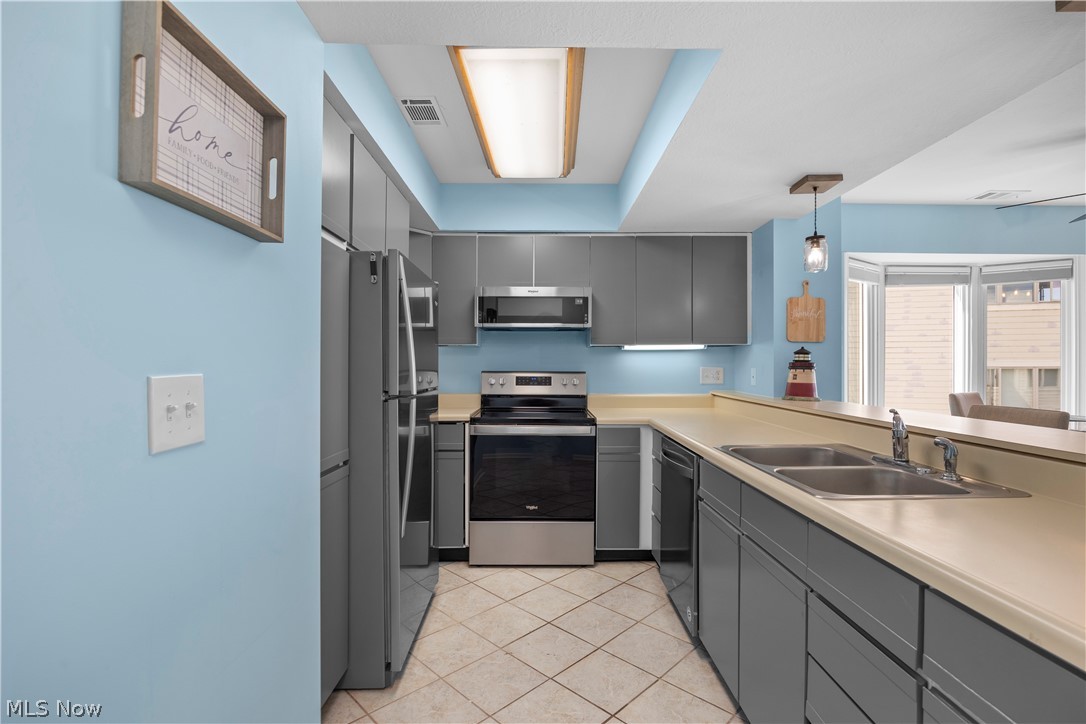 Beachwood Villas Condo - Residential