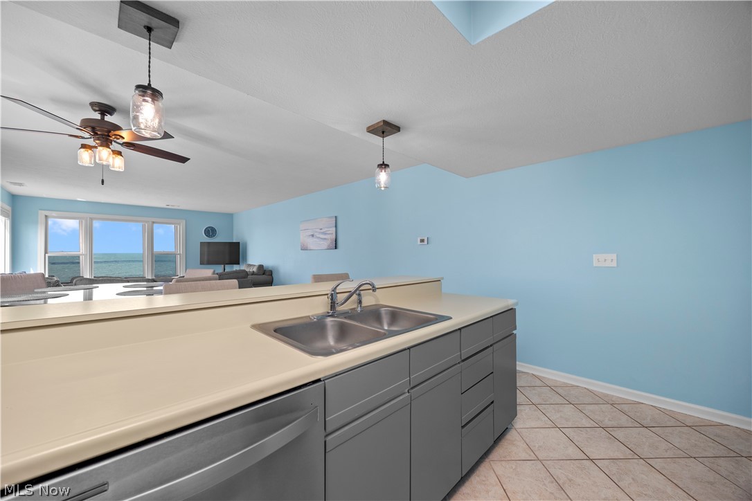 Beachwood Villas Condo - Residential