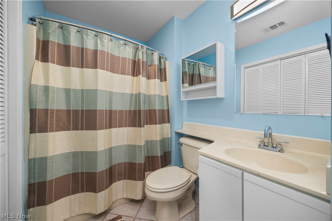 Beachwood Villas Condo - Residential