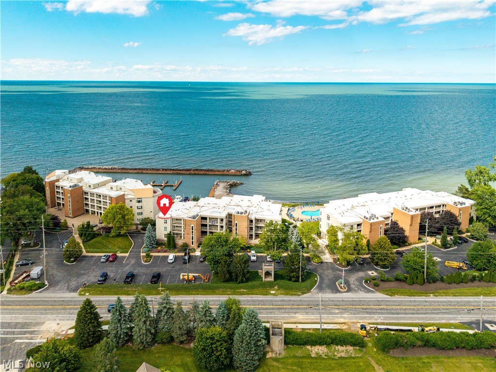 Beachwood Villas Condo - Residential