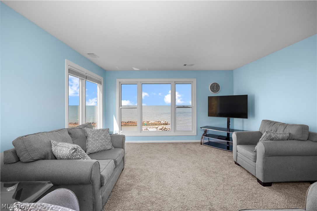 Beachwood Villas Condo - Residential