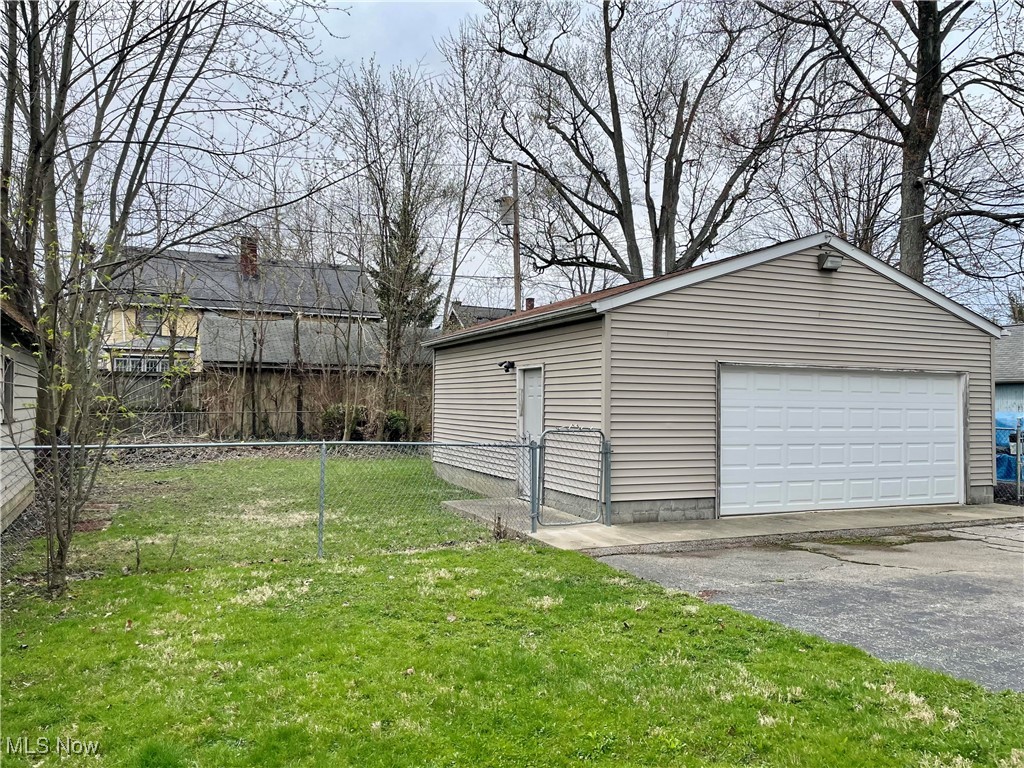 Weirton Thomas - Residential