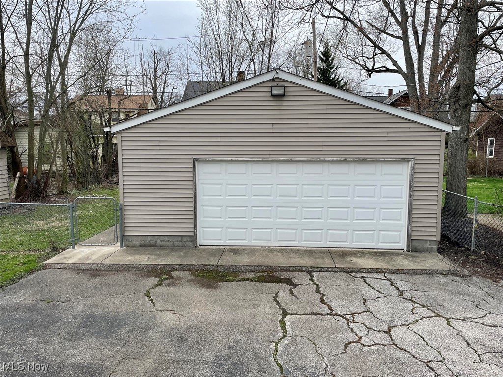 Weirton Thomas - Residential