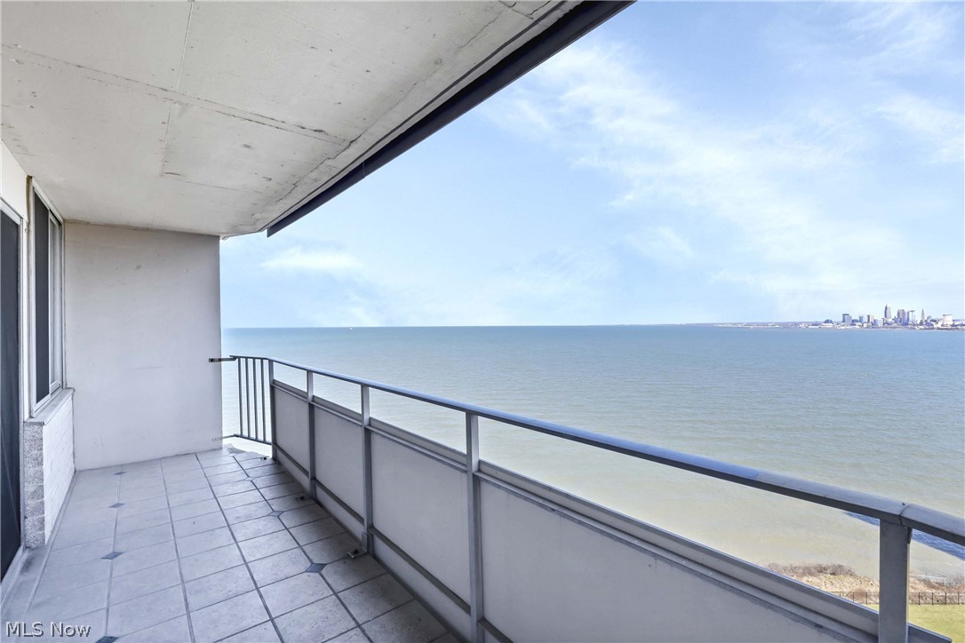 The Carlyle - Residential