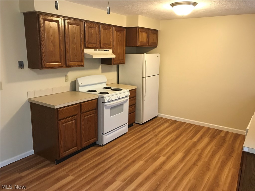 Cross Creek - Residential Income
