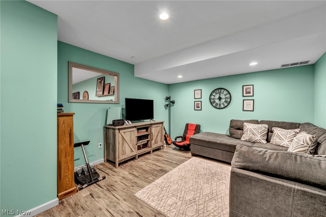 Woods/Windsor Pointe Ph 02 - Residential