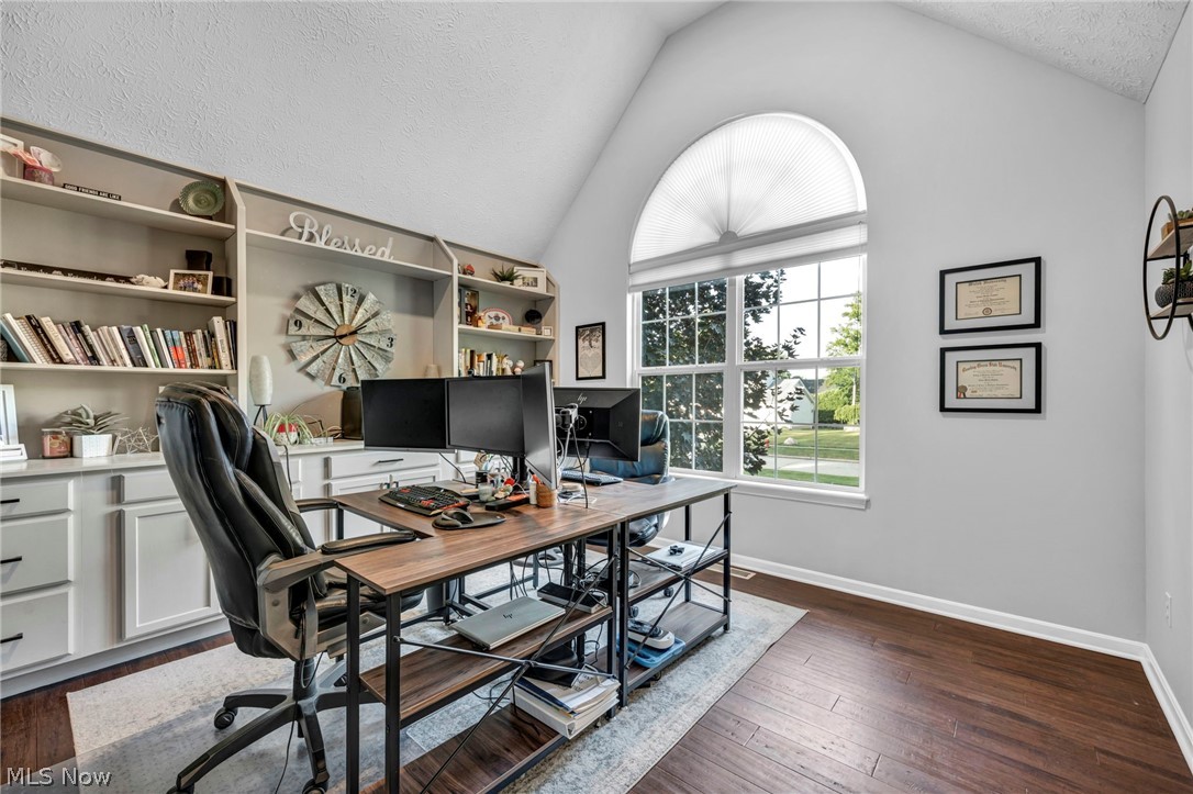 Woods/Windsor Pointe Ph 02 - Residential