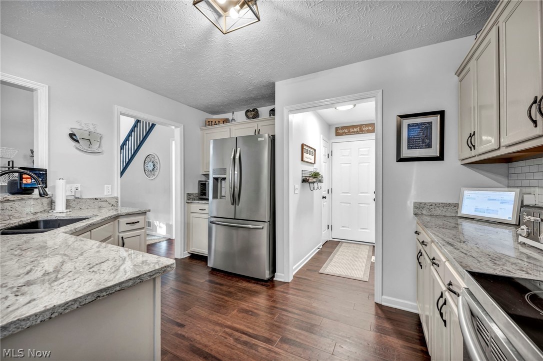 Woods/Windsor Pointe Ph 02 - Residential