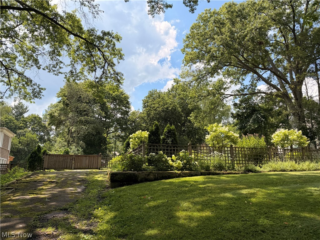 Merriman Heights - Land