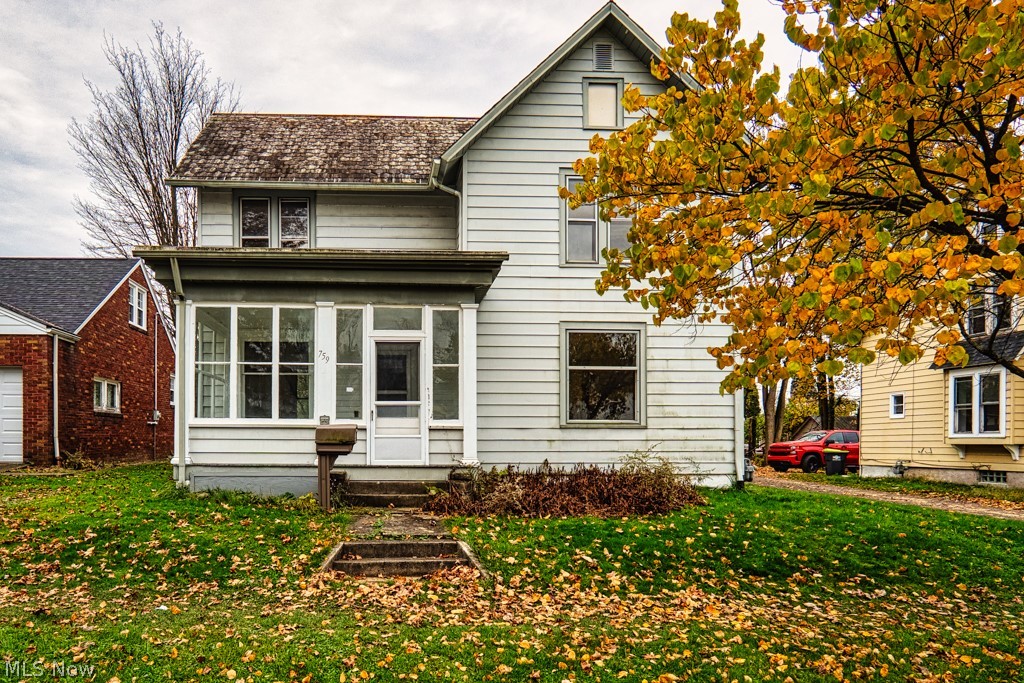 MOTIVATED SELLER!!  Wait until you see the interior of this house!! This historic home, built in 1857, has been COMPLETELY remodeled inside. Refinished hardwood floors, new carpeting, completely remodeled kitchen and bathroom, new appliances. New furnace and air conditioning. Even a fresh coat of paint and all original woodwork! Don't miss seeing this! It's a BEAUTY!  Basement has been waterproofed by Ohio State Waterproofing on February 14, 2024 with a transferable warranty. Dehumidifier installed.