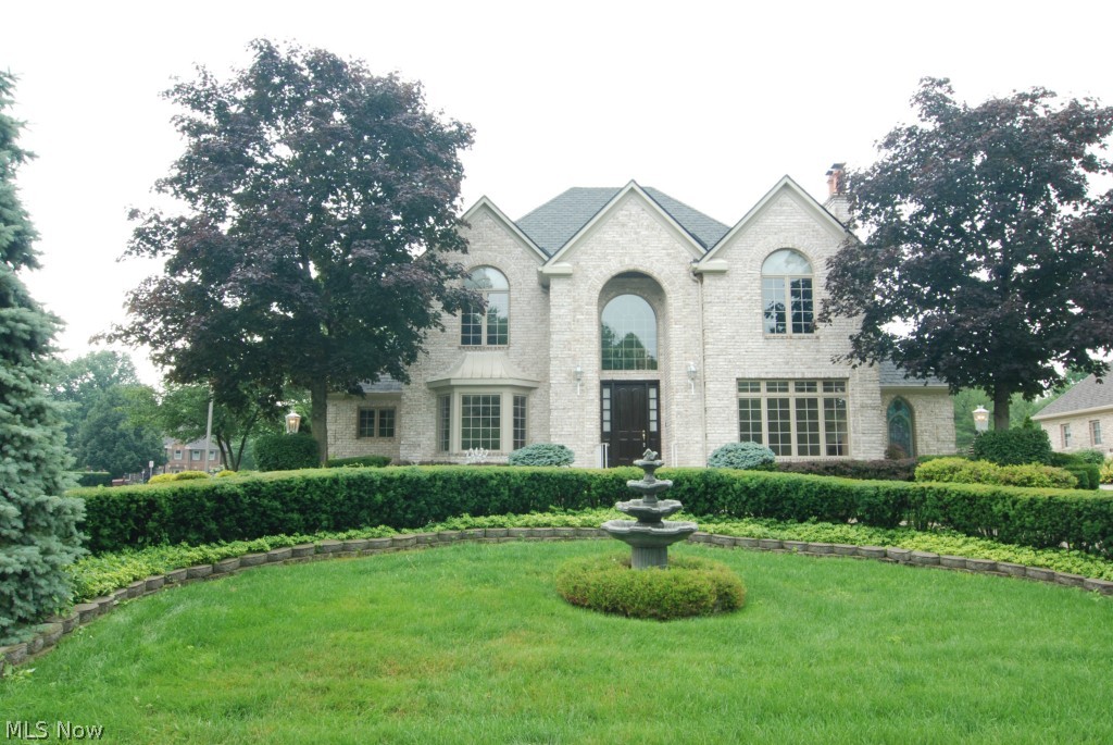 Custom built all brick Valorie built colonial, 5,000+ square feet, open floor plan, neutral decor (many rooms freshly painted), carefully selected appoinments. Formal living room w/fireplace, elegant formal dining rm, gourmet chef kitchen- American Range, sub-zero fridge/freezer, great rm, 1st floor master retreat, library. Each BR w/ its own full bath. Enormous finished lower level w/ full kitchen and bath, 3,500 SF, granite, ceramic, Pella windows/doors- surely a home to entertain family and friends. So much to tell! Call today for your appointment!