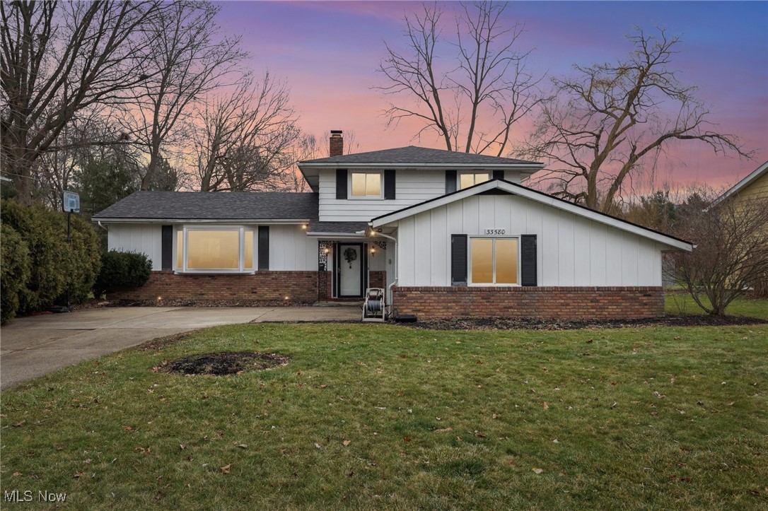 Solon Dev Cos Hunt Cl - Residential