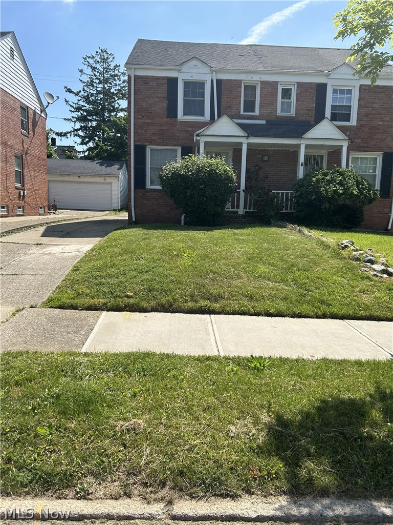 Excellent 2 Bedroom/2bathroom Townhome Style home in Shaker Heights.  An amazing opportunity to purchase an investment property in Shaker Heights or move into the area and enjoy all the amenities this location has to offer, being minutes from the Square.  This cute and cozy 800+ square foot home with a functional basement provides extra space for the little ones. Home is updated, including a new furnace installed in 2023, one car garage, and a backyard.