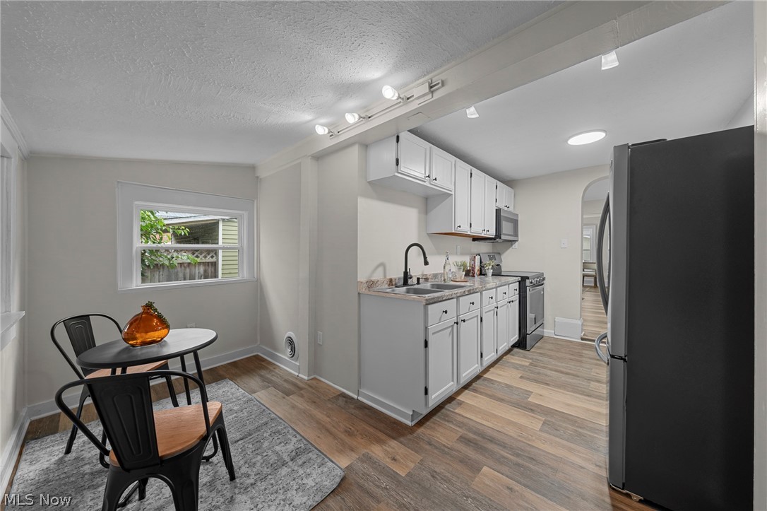 S S - Residential
