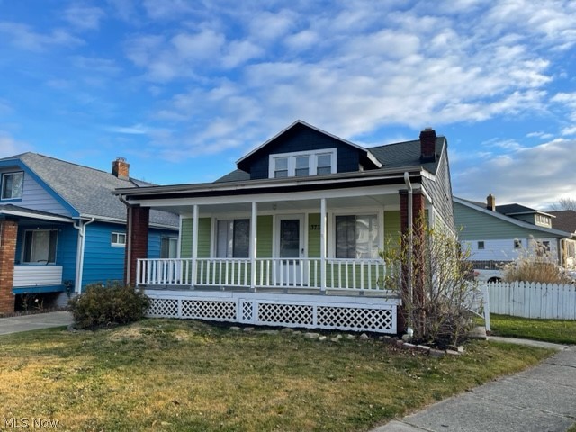 Tenant pays all utilities.
Full Basement.
Tenant to provide all appliances. No Section 8.  Credit score of 600 or above to qualify.