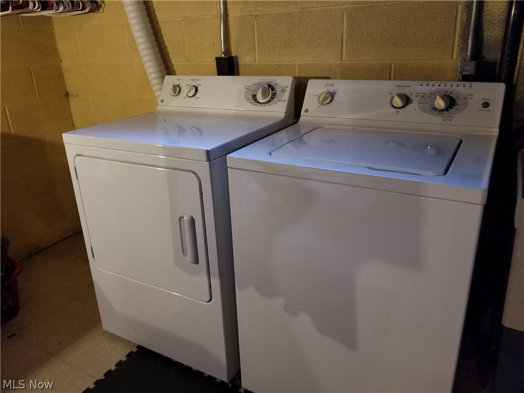 Silver Maple Condo - Residential