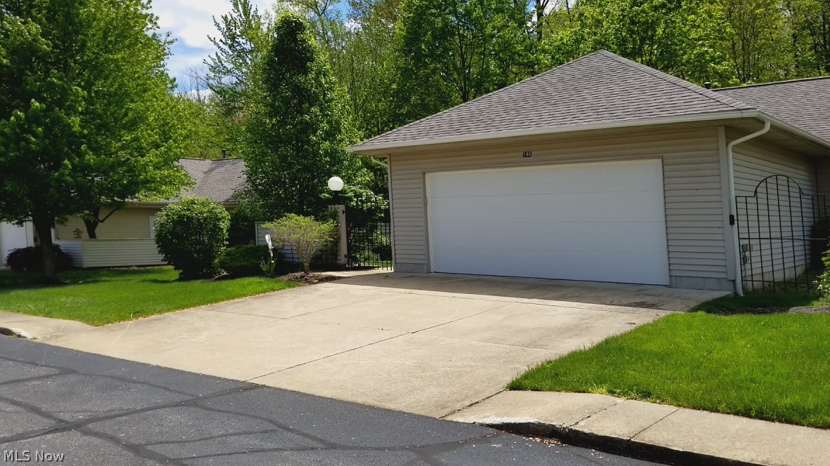 Silver Maple Condo - Residential
