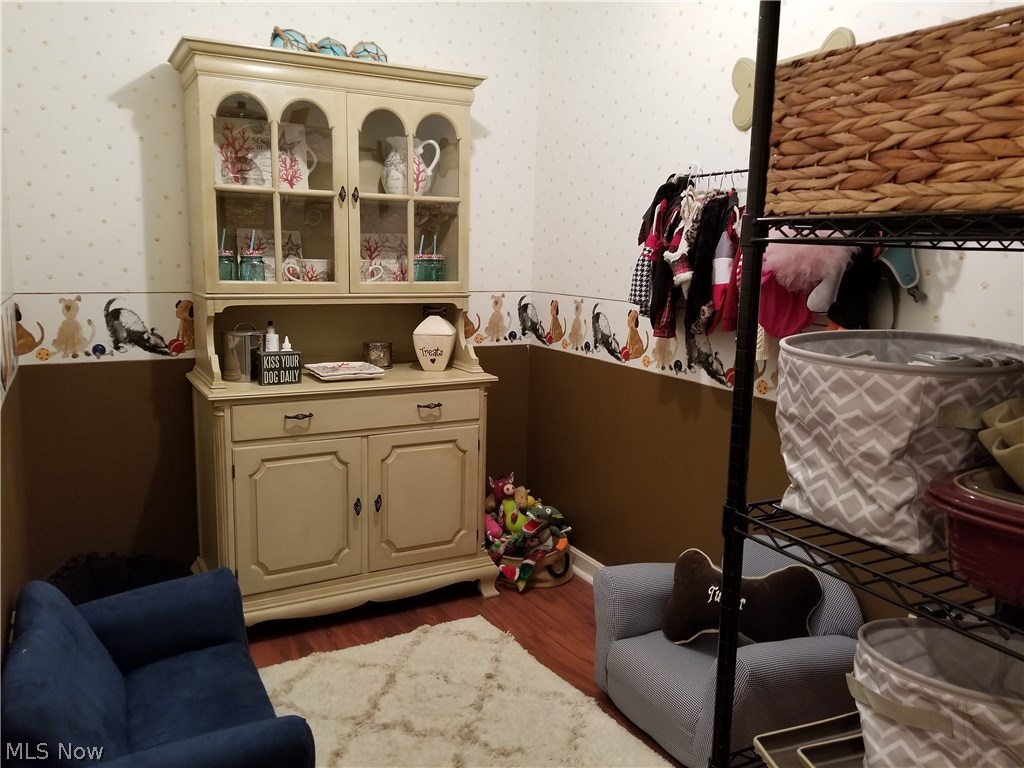 Silver Maple Condo - Residential