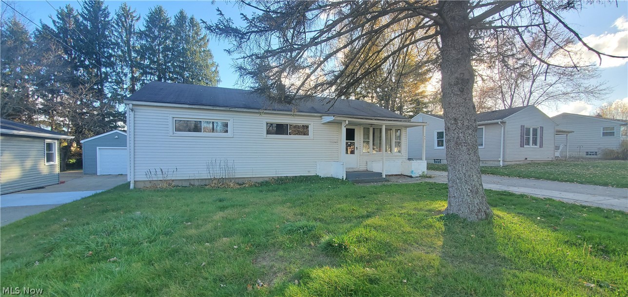Ranch home features 3 bedrooms and 1 bath. Vinyl sided. Full basement with half bath. Central Air. Shed located in large back yard. Close to shopping. Price to sell call today!