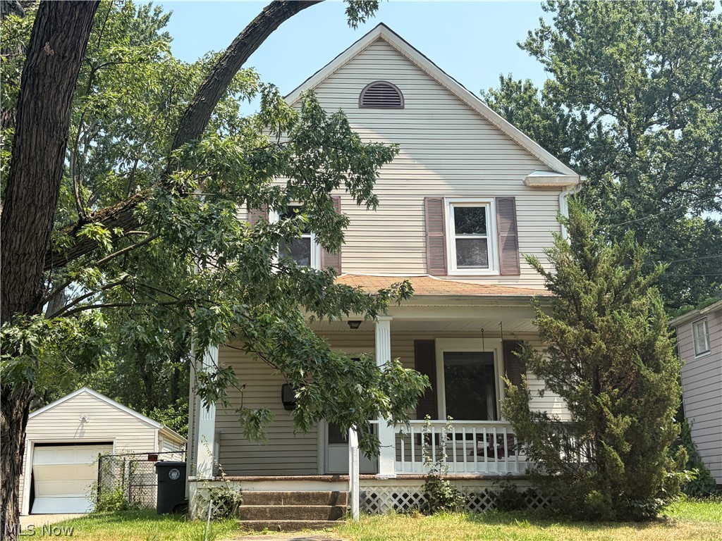 Short Sale. AS-IS.  Nice house , with a little TLC this could be a great owner occupant or a rental to add to your portfolio