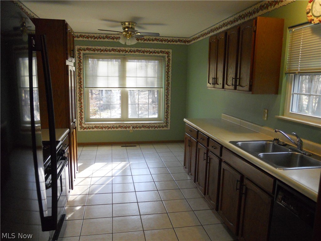 Forest Huntington Woods Condo - Residential