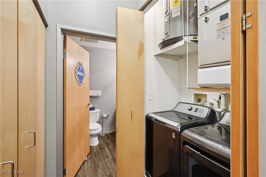Carroll Ave Condo - Residential