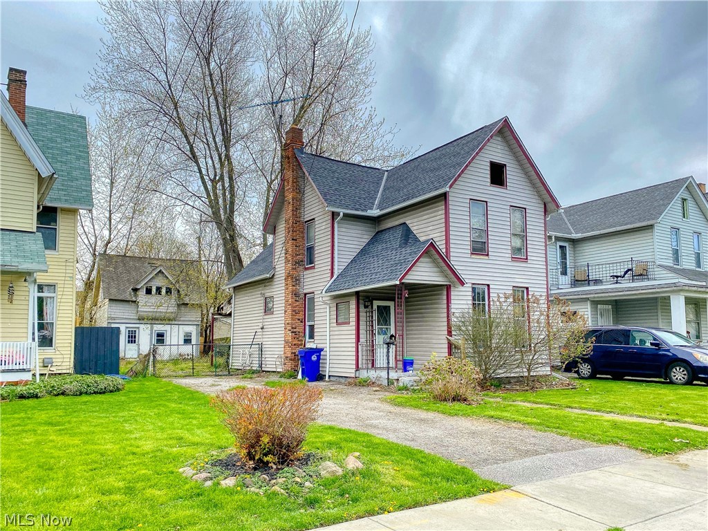 Perfect investment opportunity for the savvy investor in an up-and-coming area.  This home is to the studs and waiting for your finishing touches!  With a new roof already in place, this home creates a great opportunity to build some equity by fixing and holding or would make a great fix and flip. This home also features a unique second living area in the back. The separate loft could make a very cool man cave, art studio, bar area, or even transform it into another unit on the property. Loads of potential waiting for the smart investor ready to transform this into something amazing.