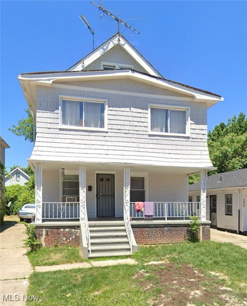 Cash-Flowing Duplex | Fully Rented | Priced to Sell

Multi family investment opportunity at an excellent entry price. This fully rented duplex features two spacious units, each offering 2 bedrooms and 1 full bathroom. With gross rents of $1,490/month, this property is already cash flowing from day one.

Both units are well laid out with generous room sizes, making them attractive and easy to keep rented. The property is 100% occupied, providing immediate income with no lease-up period required.

Offered at just $89,000, this is a rare chance to secure a low-cost, income-producing asset in Cleveland—ideal for local or out-of-state investors looking to expand their portfolio with minimal upfront capital.

Highlights:
    •    Fully rented duplex
    •    2 beds / 1 bath per unit
    •    Spacious layouts tenants appreciate
    •    Low purchase price = strong ROI potential
    •    Ideal for buy-and-hold investors

Affordable and easy to manage—this is the kind of deal investors are always looking for. Do not miss this opportunity.

Seller prefers to sell as a package with 1377 E 66th St, Cleveland, OH 44103