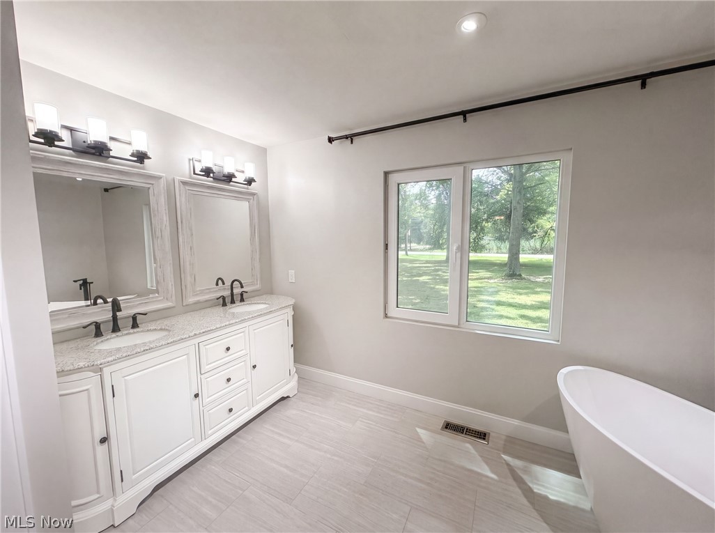 Moreland Hills Cos Chagrin Hi - Residential