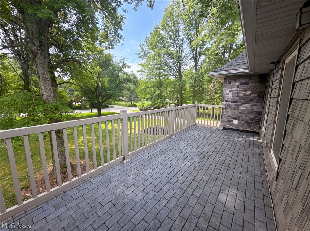 Moreland Hills Cos Chagrin Hi - Residential
