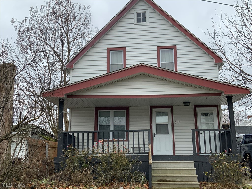 BECOME A REAL ESTATE INVESTOR OVERNIGHT! 
Properties in this are prime real estate for an investor looking to build a portfolio. 
With low taxes and tons of upside this is the one you don’t want to miss. 

Run the numbers this is a GREAT DEAL!!! 

This 4 bedroom, 2 bath 1100 +sq/ft Colonial is great buy. A great investment. Property is currently occupied. Property being sold as is. A great portfolio builder! Seller will review all reasonable offers.

Rents are: on a years’ lease and tenants would like to stay 
$675 up 
$675 down