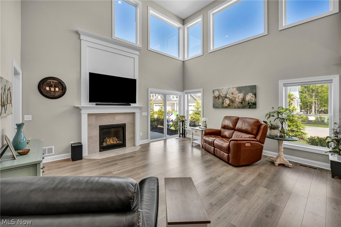 Tuscan Village Condo Ph 10 - Residential