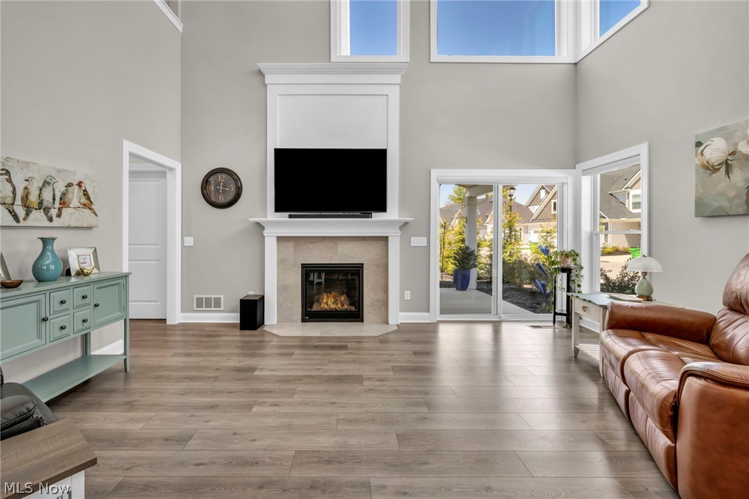 Tuscan Village Condo Ph 10 - Residential