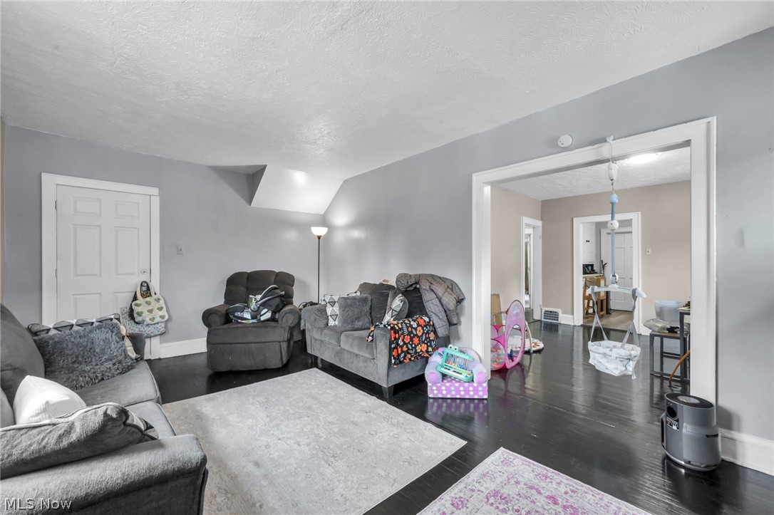 Blue Bond - Residential Income