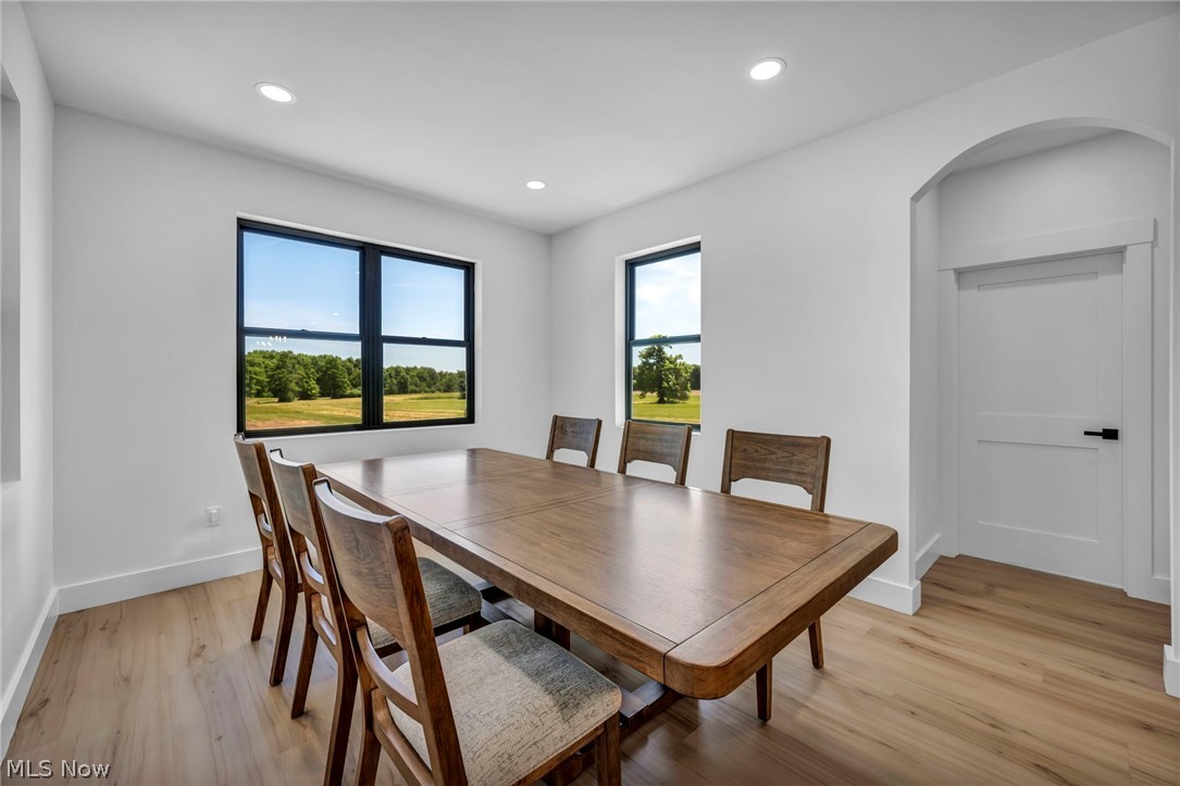Holmes Tr - Residential