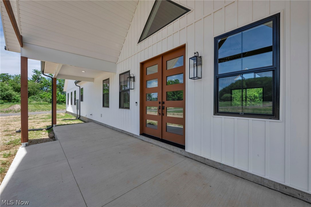 Holmes Tr - Residential