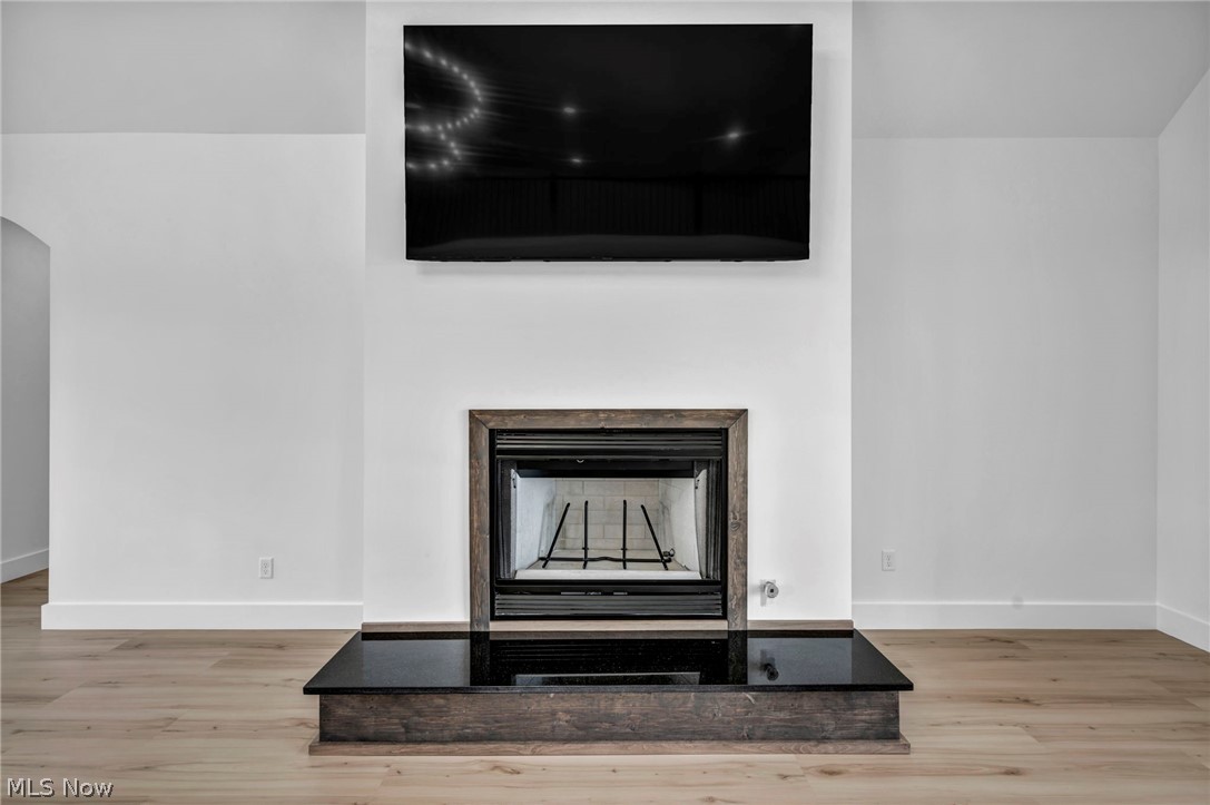 Holmes Tr - Residential