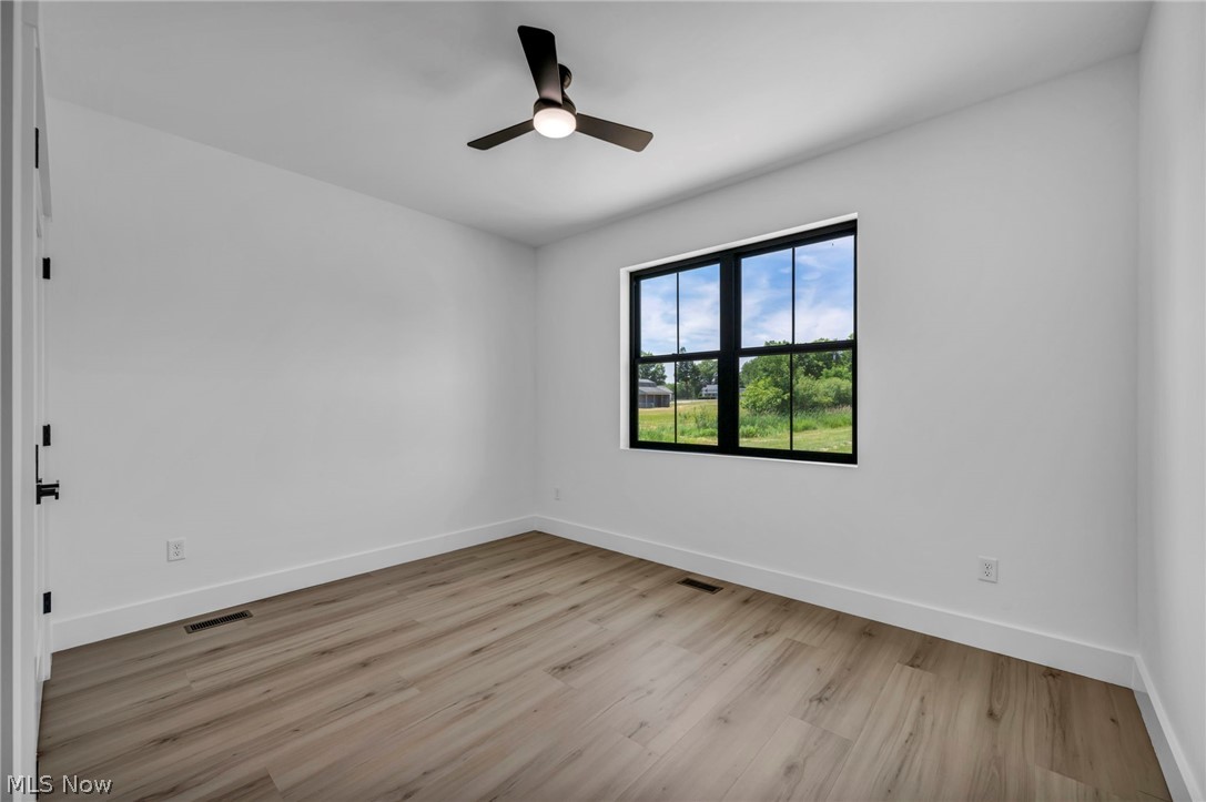 Holmes Tr - Residential